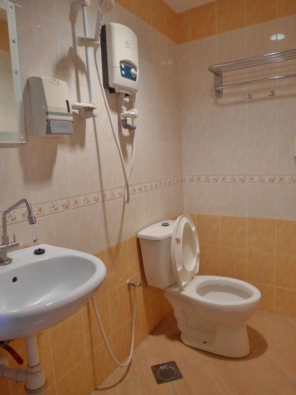 Sunnie Hotel Johor Bahru Room photo