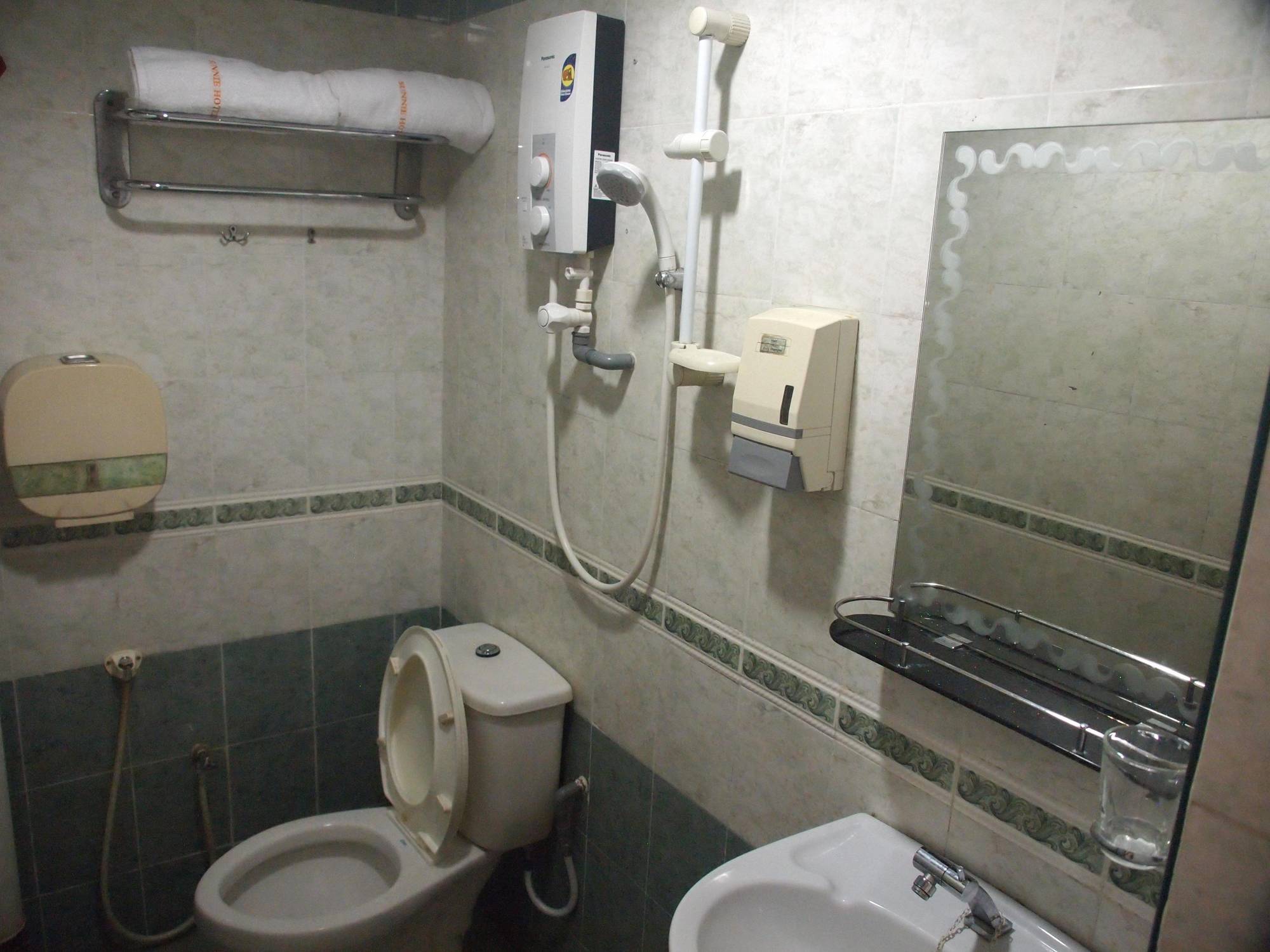 Sunnie Hotel Johor Bahru Exterior photo
